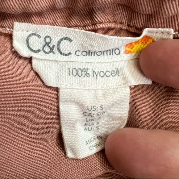 C&C California - Faux Button Down Long Sleeve Blouse -Size Small - Picture 6 of 6